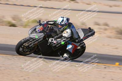 media/Dec-10-2023-SoCal Trackdays (Sun) [[0ce70f5433]]/Turn 9 Inside Set 2 (1115am)/